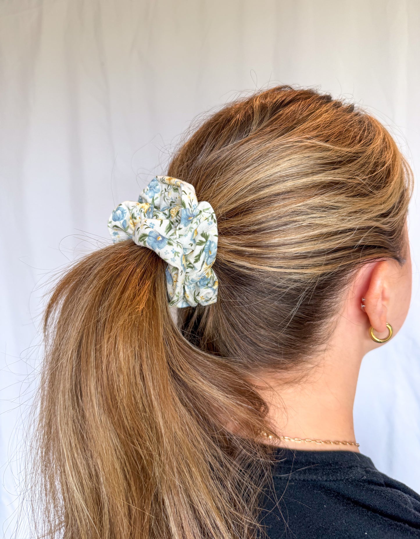 Scrunchie - The Buttercup