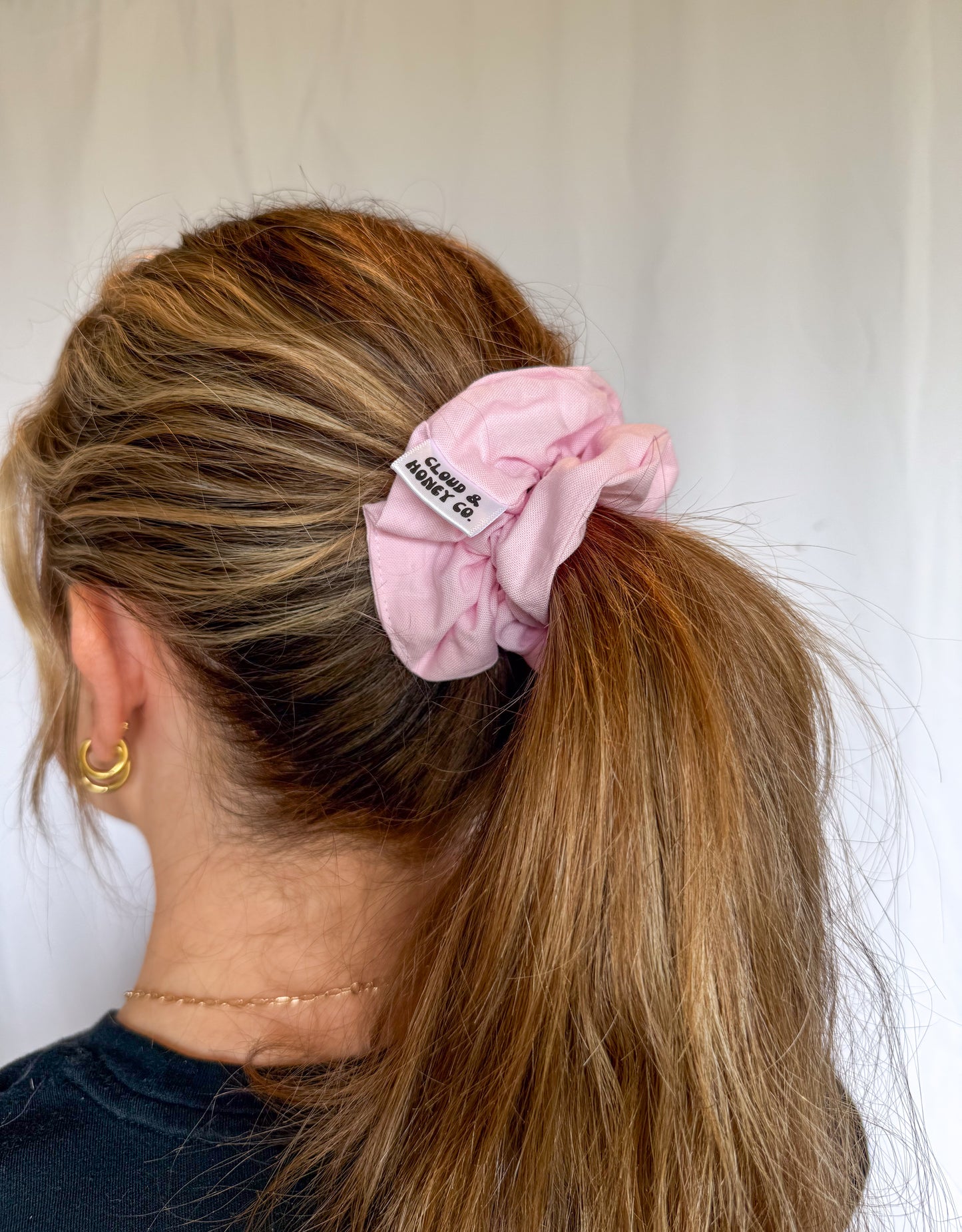 Scrunchie - Blushing Pink