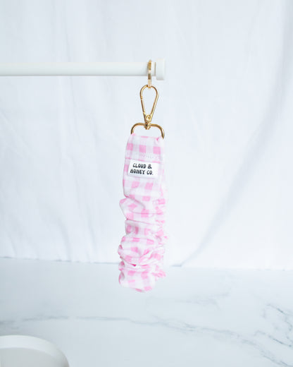 Ruffle Keychain - The Sweetheart